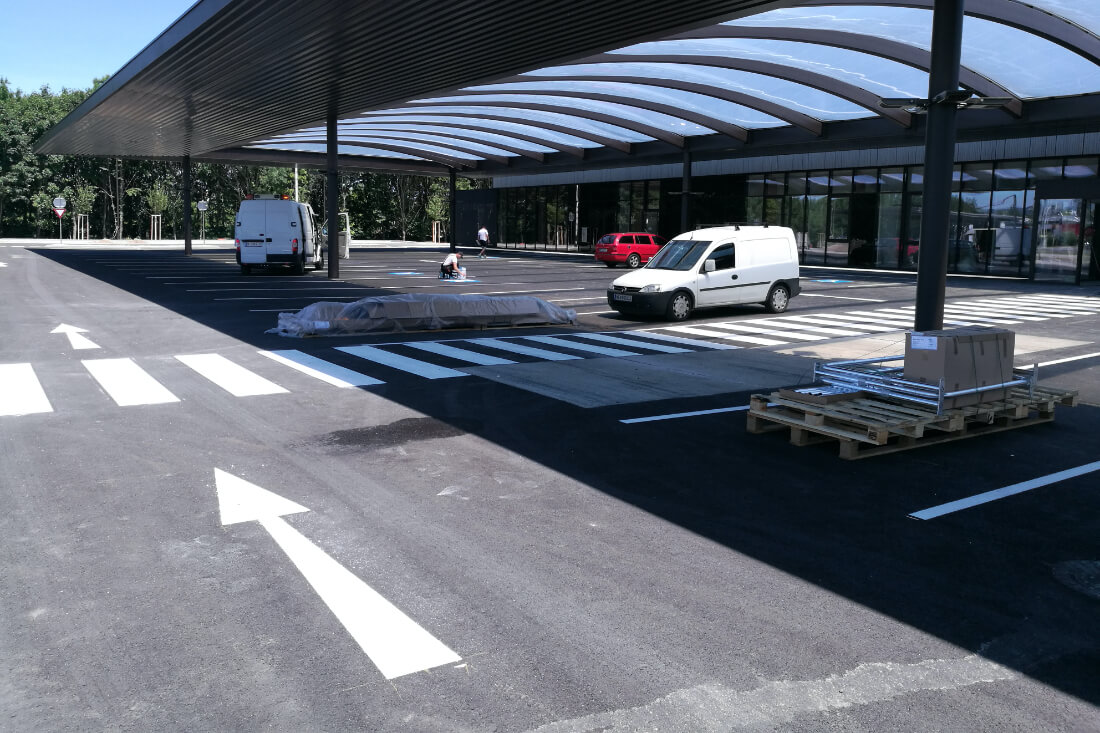 VKtec Projekt - Markierung der Markflächen beim Metro in St. Pölten
